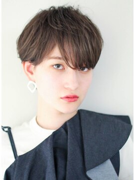 ルアン 大分駅店(ruen) 前髪長めショート大人ショートショートヘア30代40代50代大分市