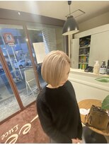 シェリー(Che'ri)&nbsp;ホワイトグレージュ×髪質改善×ケアブリーチ(山崎)