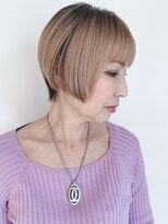 モリオ(morio)&nbsp;<丸みショート前下がりショートボブ耳かけショートボブ30代40代2