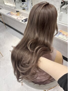 ジーナ 名駅(XENA.) 《chii》グレージュ/ショコラグレージュ/ブリーチカラー/中明度