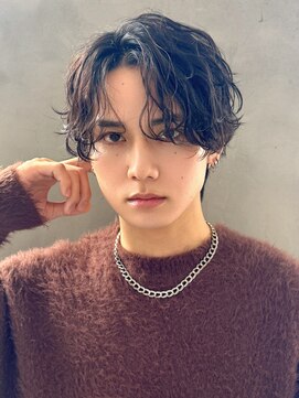 アリエッタ(aRietta) シースルーセンターパートシャドウパーマ波巻きスパイラル