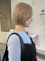 ステン(sten)&nbsp;透明感カラーブロンドミルクティーボブ