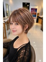 ロハスバイケンジ(LOHAS by KENJE)&nbsp;くびれショート×自然に馴染む白髪ぼかしハイライト