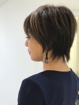 アーモ(Amo) 大人レディー ショートスタイル