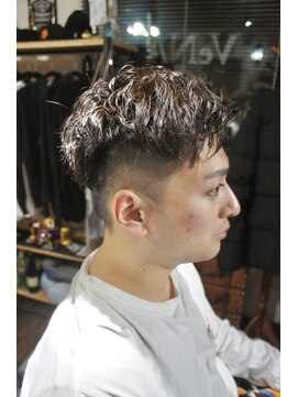 ヴェナ(VeNA) メンズパーマ