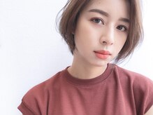 カットでの再現性の高さはもちろん、働く大人女性向けの【女性らしさ】を引き出すスタイルが得意です