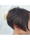 ショートボブ