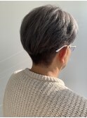 かきあげショート×シルバーカラー