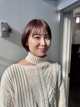 ユニル(unir) 【unir】ブリーチ無しピンクブラウン×丸みショート★