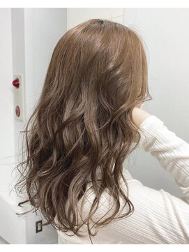 ノーバル バイ シエスタ 池袋(NoVal by siesta) くすみベージュ