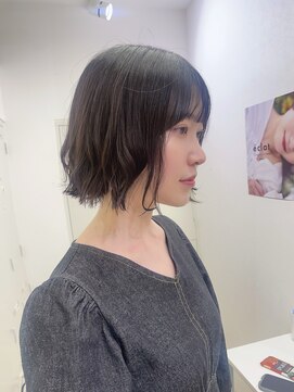 アッシュ 下北沢店(Ash) エアリーあご下外はねボブ