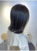 【morio成増/一戸】黒髪ハイライト切りっぱなしボブ