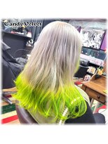 美容室キャンディー ベルベット(Candy Velvet) 毛先黄緑のハイトーンホワイトシルバー