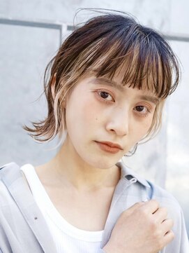 テクネ 天神大名(techne) 天神大名今泉ブリーチカラーインナーカラーイヤリングカラーボブ