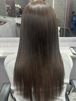 スライバイリアオオサカ(Sly By Ria OSAKA)の写真/【髪質改善★】人気の髪質改善！ダメージが気になる髪も扱いやすくなって朝も時短に♪憧れのストレートへ◎