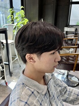 37.0℃ ティダ 神保町店(37.0℃-tida) センター分けショート