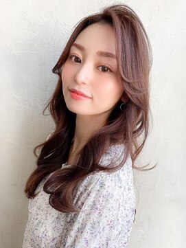 ラルユー 金山(LallYou) 上品な艶を放つ大人のダークヘア