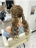 編み込みツインテール×立体リボン