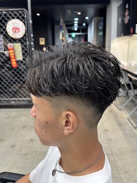 ライズ 渋谷店(RISE) ビジネス刈り上げフェードサマーショート