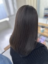 エミン(emyn)&nbsp;赤みなし◎オリーブカラー【美髪革命】髪質改善/縮毛矯正/代々木