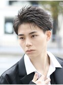 短髪フェザーショートアップバング刈り上げツーブロック