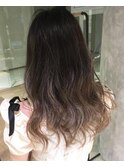 外国人風W3Dグラデーションカラー