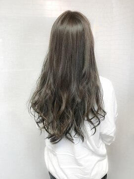 リノ 吉祥寺(Lino kichijoji) 【linobyurealm】イルミナスモーキーアッシュ×ゆるふわウェーブ