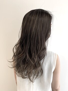 ライリー(riley) rileyエアタッチ×ヌーディーグレージュ