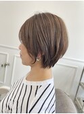 20代から60代までの簡単色っぽカジュアルショートヘア白髪染め