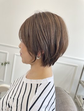 アルト(ALTO) 20代から60代までの簡単色っぽカジュアルショートヘア白髪染め