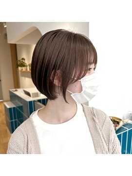 メグリ(MEGULI) 【ワタナベ】short bob