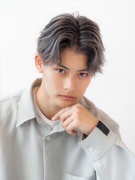 イオ 本厚木(io) メンズバレイヤージュセンターパート刈り上げグレージュカラー