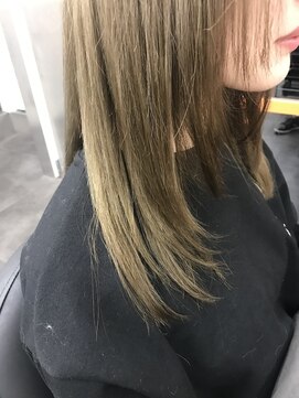 エイト 立川店(EIGHT) イエローベージュ