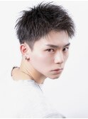 スパイキーショート黒髪短髪刈り上げビジネスツーブロック束感