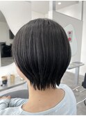 ショートボブ×グレージュ