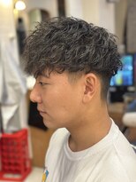 ゼロスバーバー(0's BARBER SHOP)&nbsp;ツイストスパイラル/メンズパーマ/ビジネス/マッシュ/バーバー