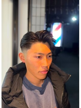 バーバーミキ(BARBER MIKI) サイドパート/かき上げ/ナチュラルパーマ