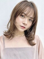 ファナ(fha-na)&nbsp;☆シースルーバング　大人気のくびれヘア ミディアムレイヤー☆
