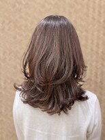 ナトゥーラ 岡崎店(Natura) ミディアムウルフカット