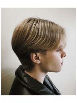 ヘアークリエイ トポライトウィロー 烏丸(Hair Create Polite willow) ハンサムショート