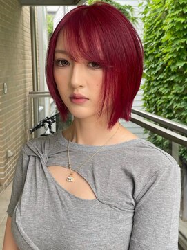 サンクプロジェクト(cinq PROJECT) ショートボブとも相性の良いダブルカラーのレッドカラー