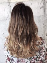 ヘアーアート リオン バイニューヨークニューヨーク(hair art Le Riow byNYNY)&nbsp;コテ巻きするならオススメ☆ベージュ編！