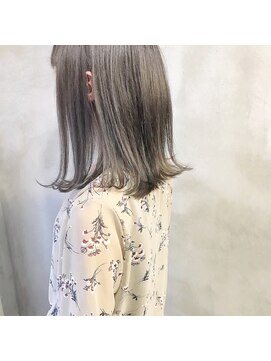 ミント(mint) 赤み抑えた透明感グレー!柔らかさ◎