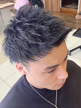 ヘアークリアー 草加 フェザーライトアップバング