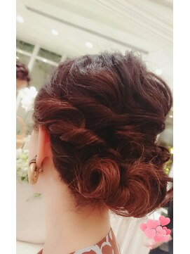 ラ ソレイル 浜松メイワン店 大人なフェミニンヘアアレンジ