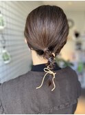 革紐を使ったヘアアレンジ