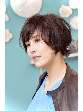 マッチレス(matchless) 3、40代のフォーマルスタイ#ニットに似合うショートパーマ