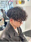 刈り上げ前下がり波巻マッシュツーブロック