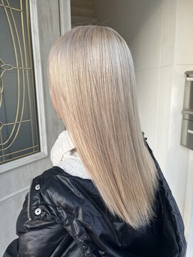 ヘアーアンドリラックス アミエ(hair&relax amie) ホワイトベージュ