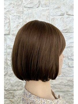 ジッピー ヘアーコレクション やわらかベージュ 丸みボブ 内巻きボブ